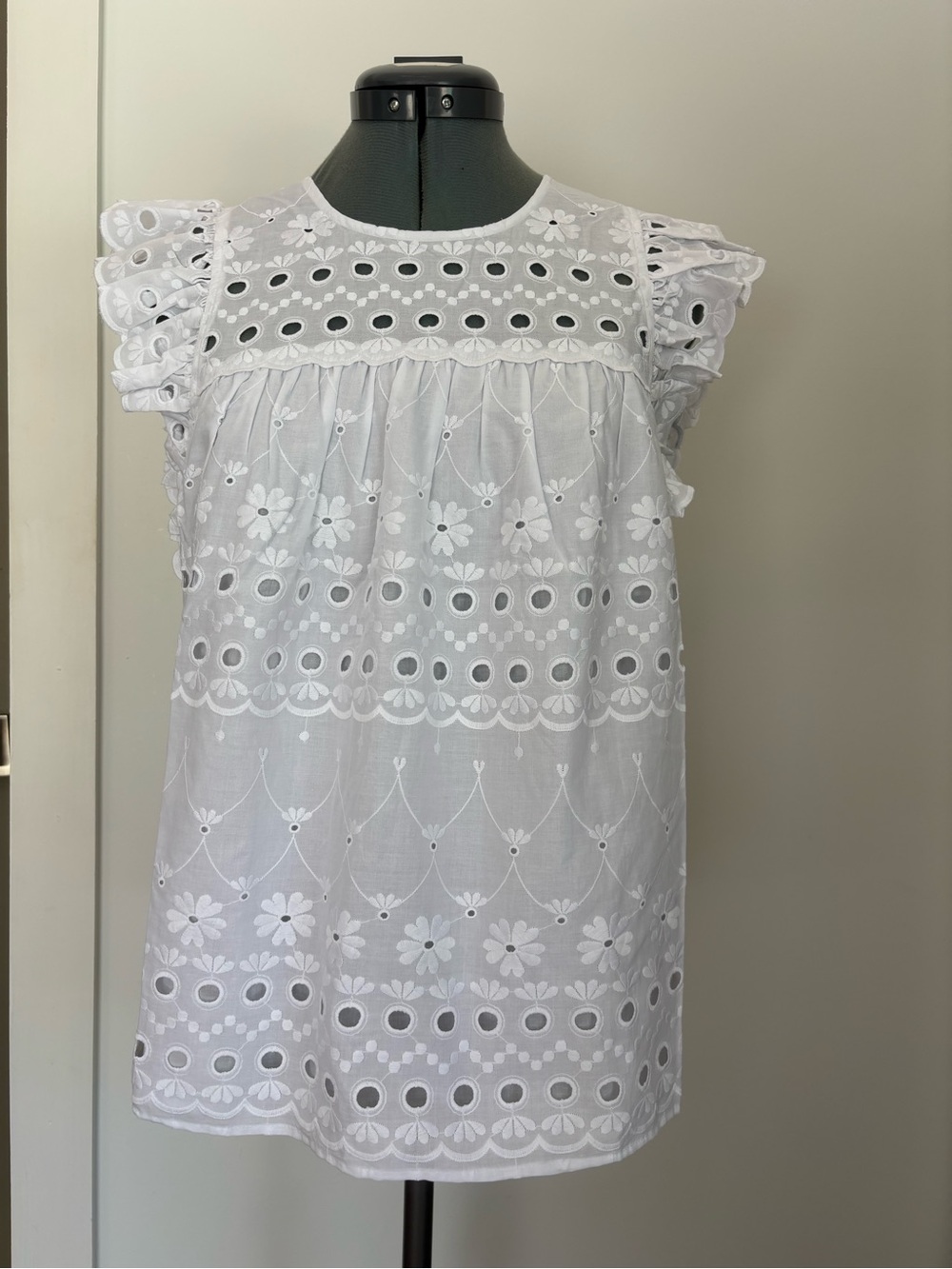 Kate Spade New York White Eyelet Embroidered Ruffle Sleeve Blouse Size S